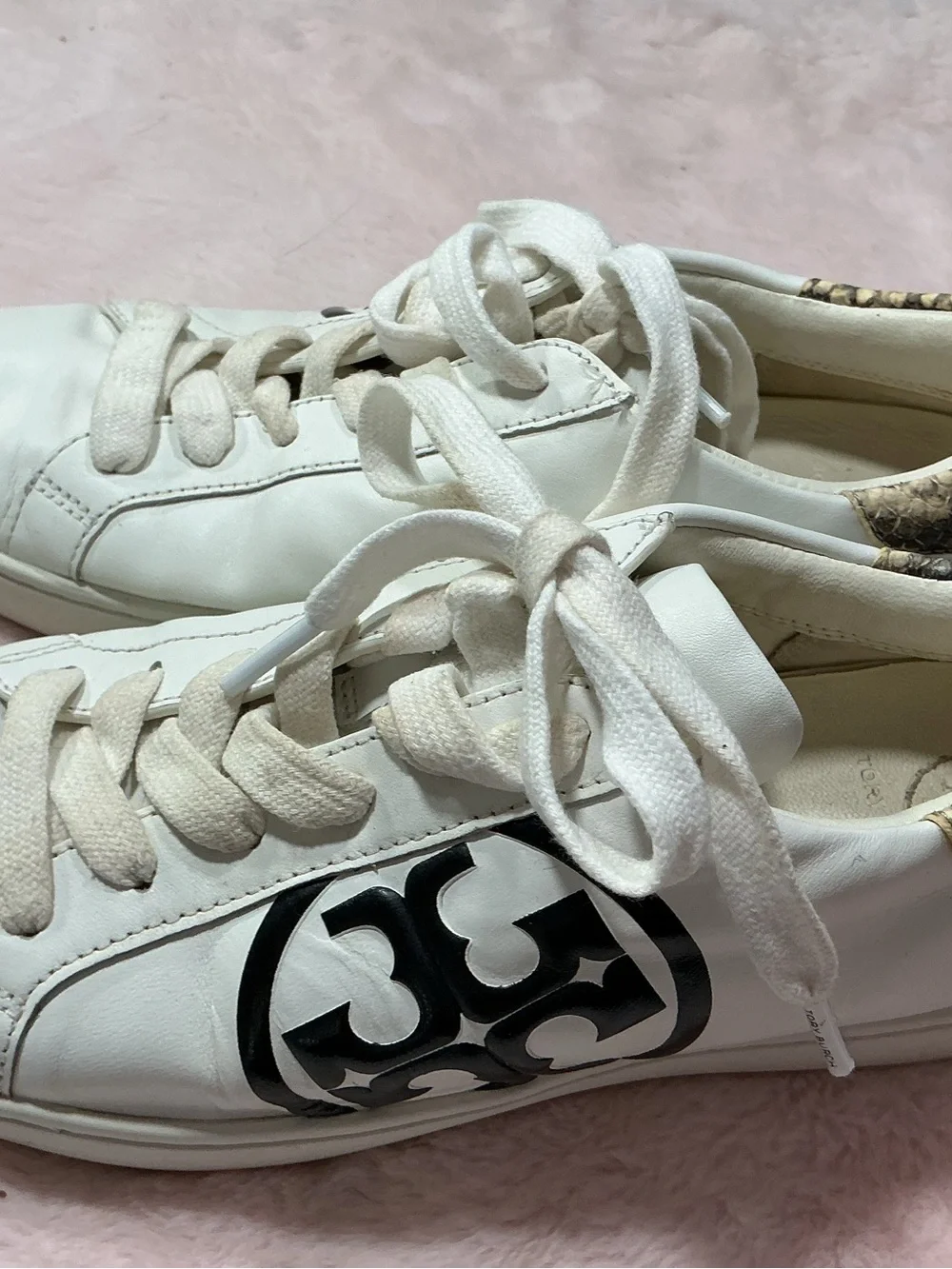 Tory Burch White Leather Sneakers with Black Logo and Snakeskin Trim 159